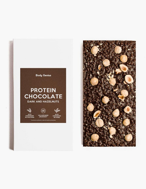 Chocolate proteico con avellanas